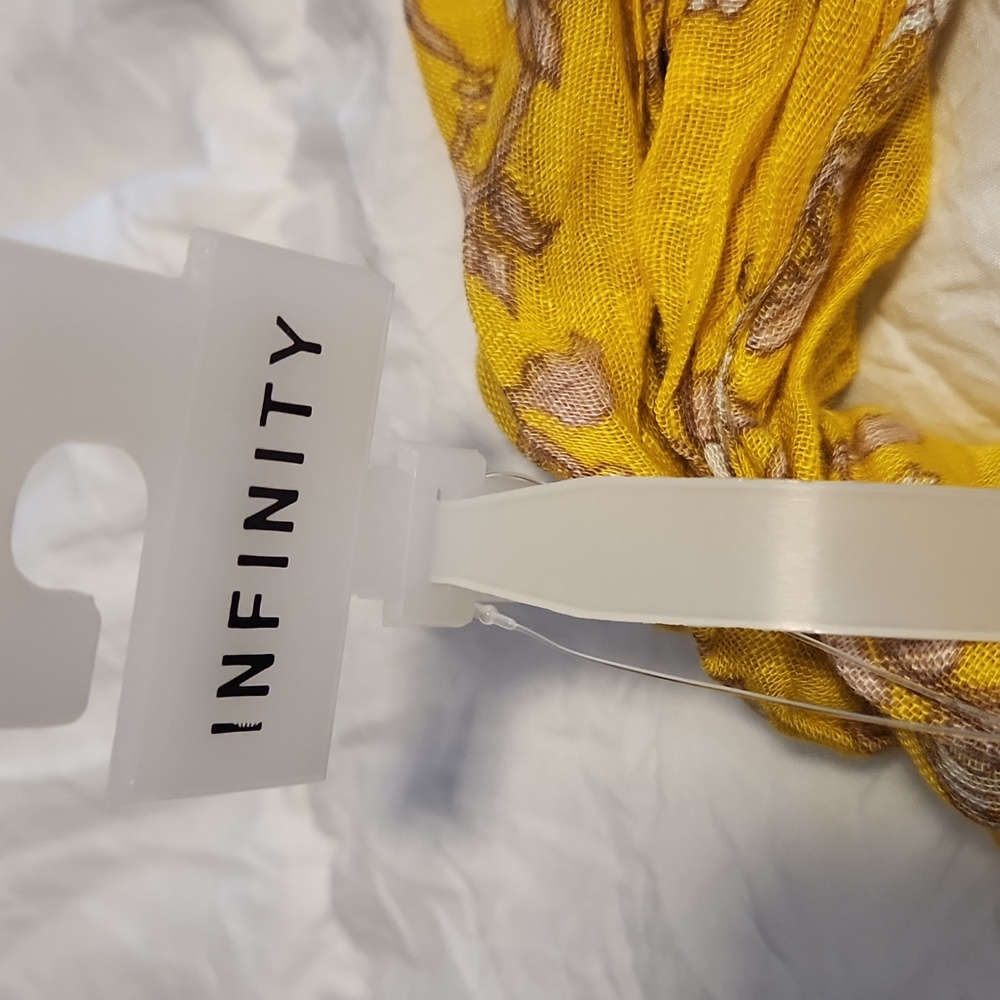 Infinity scarf - Picture 2 of 2